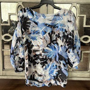 ⭐️Robert Graham 100% Silk Top